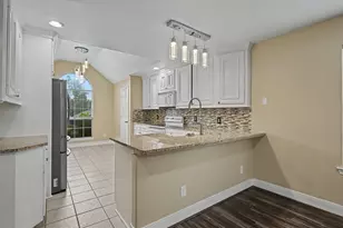 18477 Sunrise Oaks Ct, Montgomery, TX 77316 - Photo 10