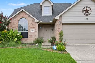 18477 Sunrise Oaks Ct, Montgomery, TX 77316 - Photo 2