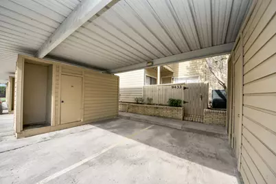 9433 Pagewood Ln, Houston, TX 77063 - Photo 6
