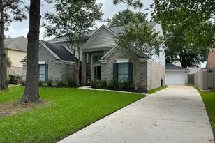2102 Autumn Cove Dr, League City, TX 77573 - Photo 2