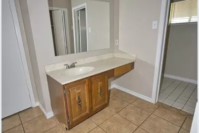 1806 N Avenue N, Freeport, TX 77541 - Photo 20