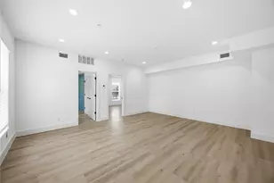 5406 San Jose St, Houston, TX 77020 - Photo 10