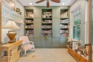 126 Fluorite Ct, Huntsville, TX 77340 - Photo 6