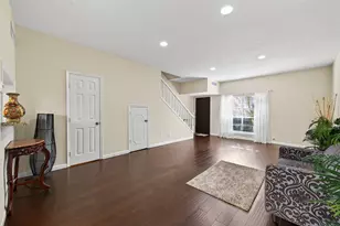1805 Stoney Brook Dr Dr, Houston, TX 77063 - Photo 8