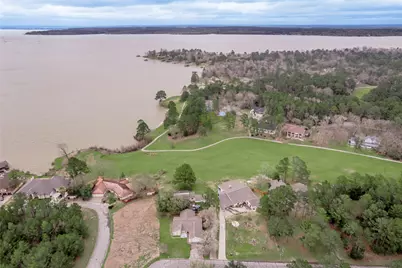 22516 Pebble Beach Way, Huntsville, TX 77320 - Photo 38