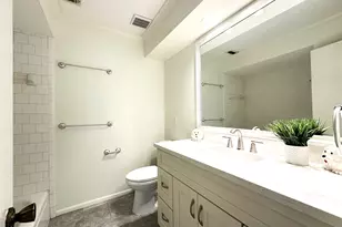 4812 Palmetto St, Bellaire, TX 77401 - Photo 32