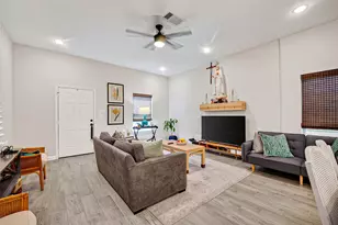 4815 Eastland St, Houston, TX 77028 - Photo 4