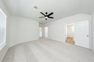 2106 Creole Crk Ln, Houston, TX 77090 - Photo 16