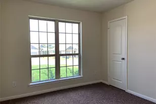 139 Bates Ct, Huntsville, TX 77320 - Photo 18