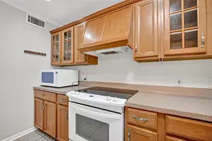 6315 Crab Orchard Rd, Houston, TX 77057 - Photo 10