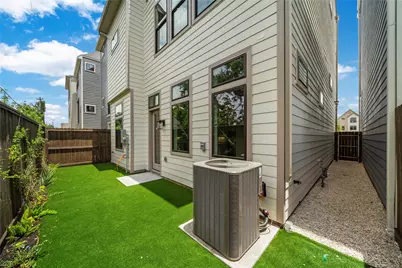 1705 Bologna Lane, Houston, TX 77055 - Photo 30