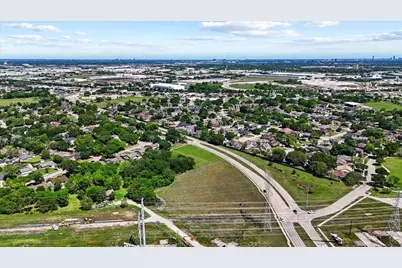 718 Staffordshire  Road Road, Stafford, TX 77477 - Photo 8