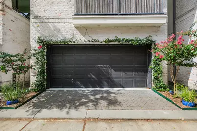 4010 University Grove Street, Houston, TX 77023 - Photo 2