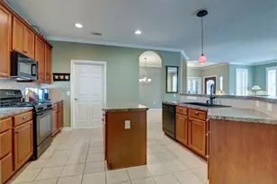 50 S Dylanshire Cir, Conroe, TX 77384 - Photo 8