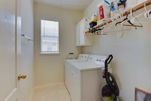 18715 Amesbury Manor Ln, Houston, TX 77094 - Photo 16