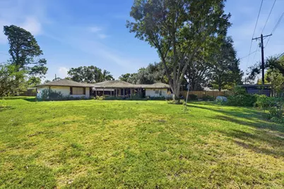 1718 Fairhill Circle, Texas City, TX 77591 - Photo 34