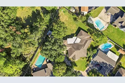 1718 Fairhill Circle, Texas City, TX 77591 - Photo 40