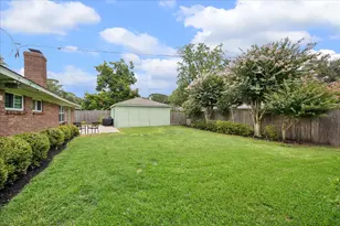 8114 Twin Hills Dr, Houston, TX 77071 - Photo 24