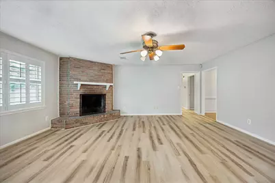 8114 Twin Hills Drive, Houston, TX 77071 - Photo 2