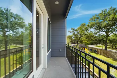 1709 Bologna Lane, Houston, TX 77055 - Photo 18