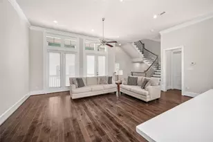 2004 Lou Ellen Ln, Houston, TX 77018 - Photo 8