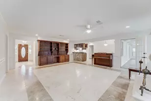 323 Spring Woods Dr, Spring, TX 77386 - Photo 12