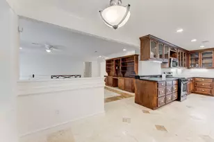 323 Spring Woods Dr, Spring, TX 77386 - Photo 16