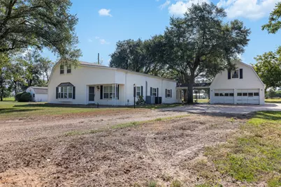 1713 Woody Lane, Sealy, TX 77474 - Photo 4