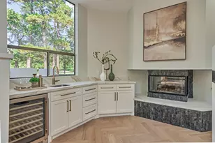 24 Autumn Crescent, The Woodlands, TX 77381 - Photo 6
