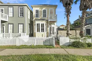 1607 Market St, Galveston, TX 77550 - Photo 1