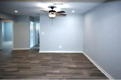 314 S 5th Street, Highlands, TX 77562 - Photo 4