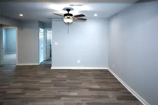 314 S 5th St, Highlands, TX 77562 - Photo 4