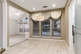 39 N Morning Cloud Cir, The Woodlands, TX 77381 - Photo 22