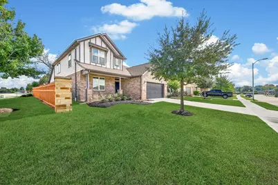 19234 Red Cascade Court, Tomball, TX 77377 - Photo 2
