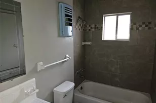 2421 16th Ave N, Texas City, TX 77590 - Photo 16