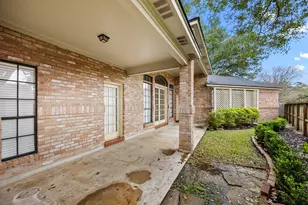 4747 Lake Village Dr, Fulshear, TX 77441 - Photo 38