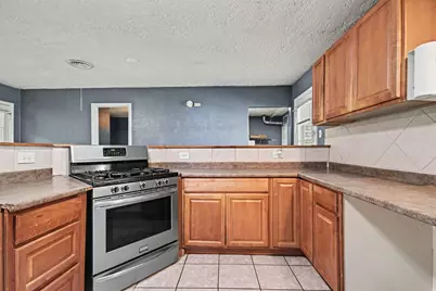 6814 Fairway Drive, Galveston, TX 77551 - Photo 10