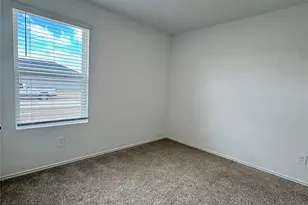 2216 Laurel Bloom Ln, Sealy, TX 77474 - Photo 12