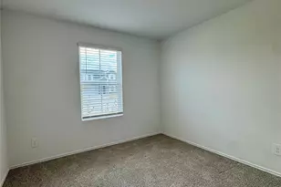 2216 Laurel Bloom Ln, Sealy, TX 77474 - Photo 10