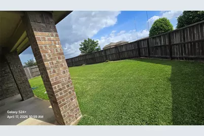1402 Central Heights Drive, Missouri City, TX 77459 - Photo 16