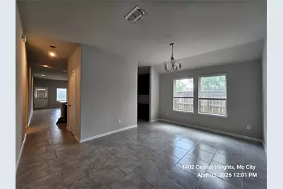 1402 Central Heights Drive, Missouri City, TX 77459 - Photo 6