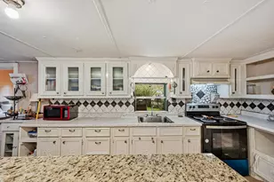 2137 Honey Tree St, Conroe, TX 77385 - Photo 4