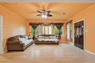 2137 Honey Tree St, Conroe, TX 77385 - Photo 2