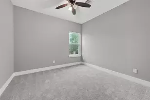 2022 Wavell St, Houston, TX 77088 - Photo 24