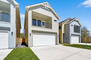 2022 Wavell St, Houston, TX 77088 - Photo 2