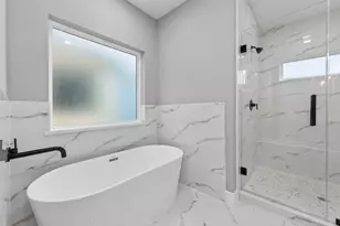 2022 Wavell St, Houston, TX 77088 - Photo 30