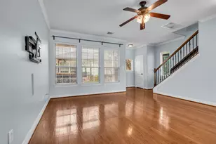 1821 Woodbend Village Ct, Houston, TX 77055 - Photo 4