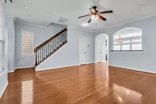 1821 Woodbend Village Ct, Houston, TX 77055 - Photo 8