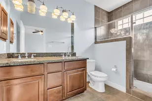 1821 Woodbend Village Ct, Houston, TX 77055 - Photo 18