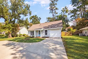 1067 W 43rd St, Houston, TX 77018 - Photo 2